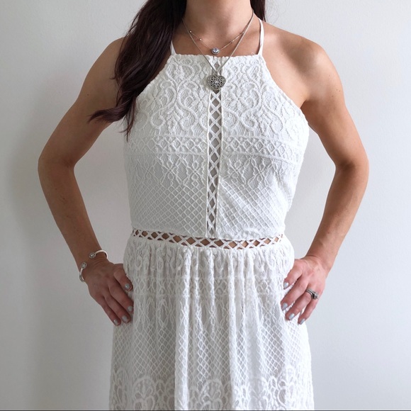 Lace Maxi Dress - Picture 6 of 8